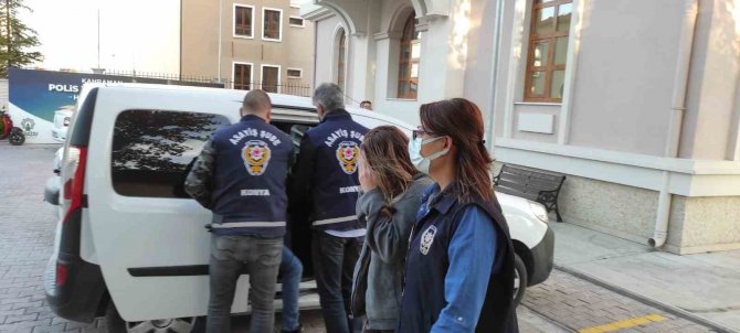 Kızını Vurdurduğu Sevgilisini, Dini Nikahlı Eşi İle Öldürdüğü İddiasıyla Tutuklandı