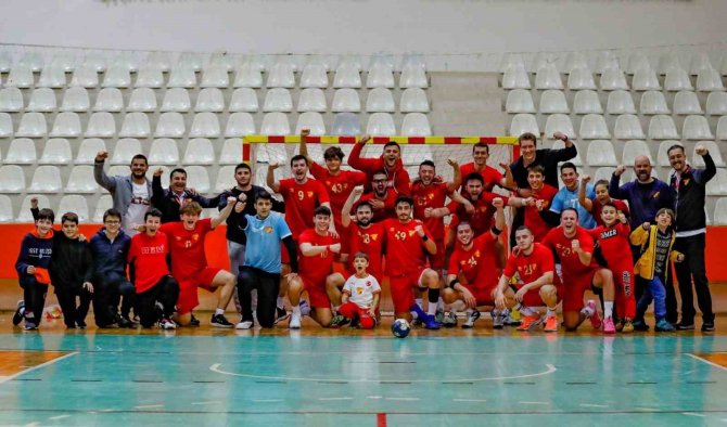 Göztepe Hentbol Takımı’nın Hedefi 3’te 3 Yapmak