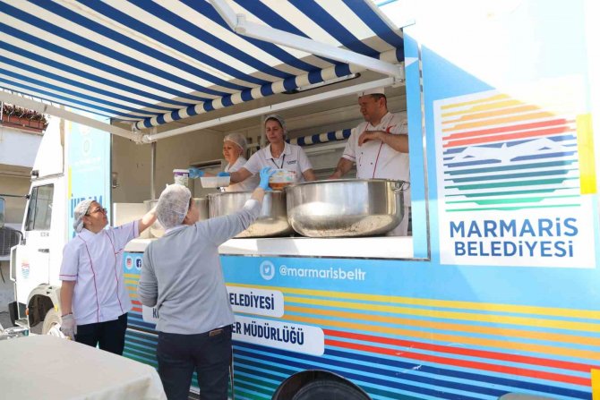 Marmaris Belediyesi Ramazan Geleneğini Bozmadı