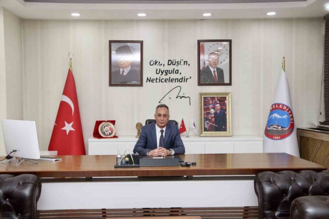 Ağrı Belediye Başkanı Karadoğan Oldu