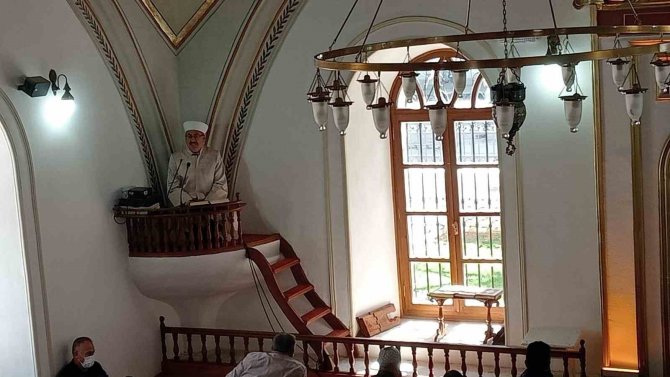 Ramazan Ayının İlk Cumasında Muğlalılar Kurşunlu Camii’ni Hınca Hınç Doldurdu