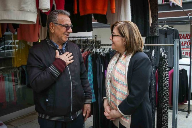 Şahin, Burak Ve Belkıs Mahallelerindeki Vatandaşların Taleplerini Dinledi