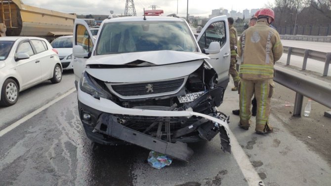 Sultangazi’de Trafik Kazası: 1 Yaralı