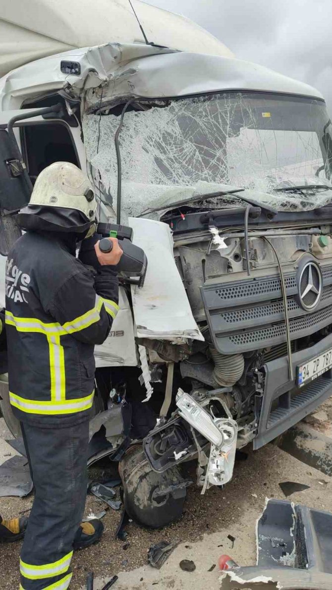 Çorlu’da Trafik Kazası: 3 Yaralı