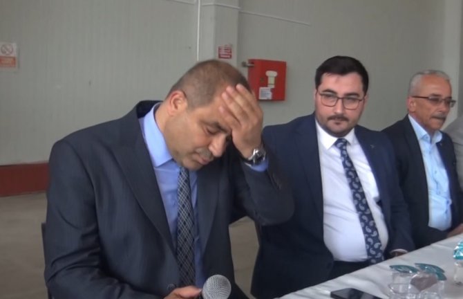 Milletvekili Aday Adayının Kalbi Heyecana Dayanamadı