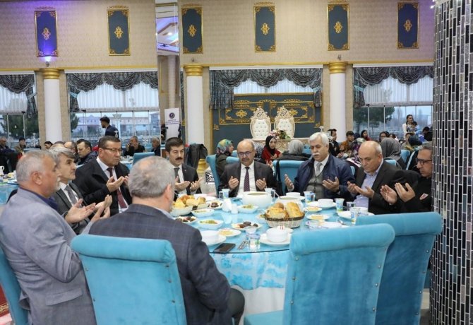 Vali Vekili Güney: “Allah Birliğimizi, Beraberliğimizi Daim Kılsın”