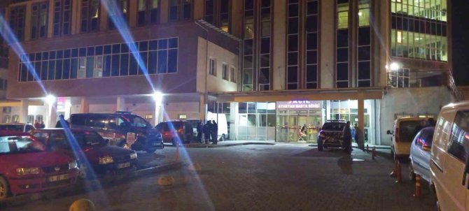Yemek Sonrası İşçiler Zehirlenme Şüphesiyle Hastaneye Başvurdu