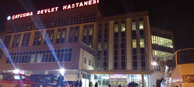 Yemek Sonrası İşçiler Zehirlenme Şüphesiyle Hastaneye Başvurdu