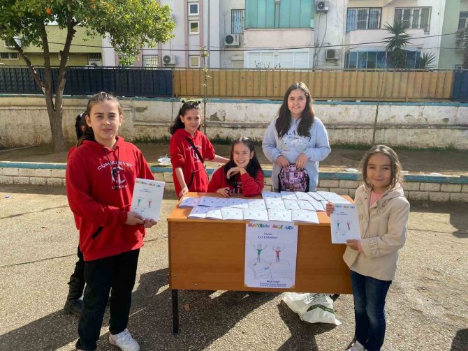 Nazilli Cumhuriyet İ̇lkokulu’nda Depremzedeler İçin Hayır Panayırı Düzenlendi