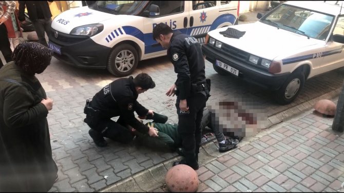 Yaralandı, Polislere Zor Anlar Yaşattı