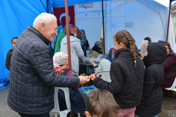 Lapseki Belediyesi Deprem Bölgesinde Vereceği İftar Hazırlıklarına Başladı