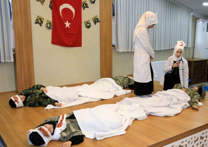 Kur’an Bülbülleri Tarafından Şehitler Dualarla Yad Edildi