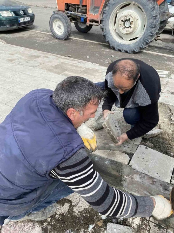 Selim Belediyesi Yol Çalışmalarına Başladı