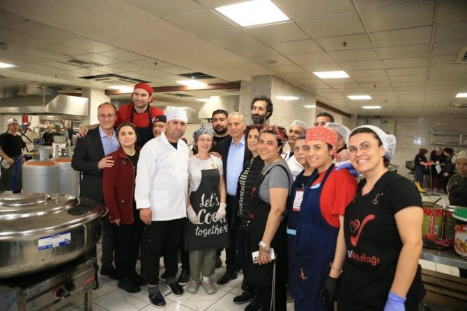 Başkan Zolan Afetzedeleri Yalnız Bırakmıyor