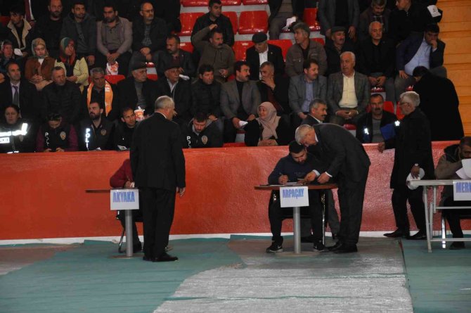 Kars Ak Parti’de Temayül Heyecanı