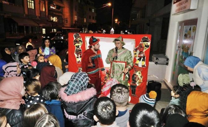 Körfezli Çocuklar Hacivat-karagöz İle Doyasıya Eğlendi