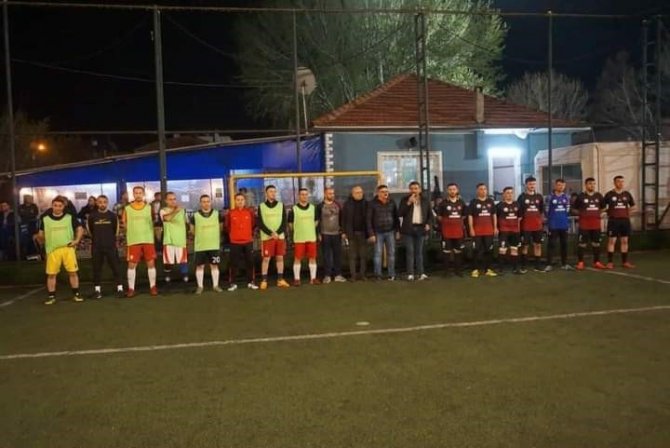 Sarıgöl’de Depremzedelerin Yararına Halı Saha Turnuvası