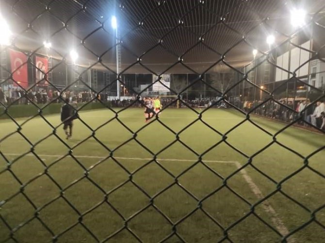 Sarıgöl’de Depremzedelerin Yararına Halı Saha Turnuvası