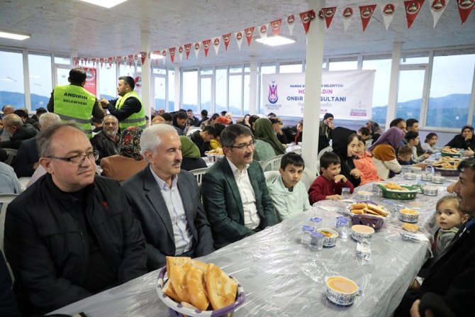 Şehzadeler Belediyesi Andırın’da Bin Kişilik İftar Sofrası Kurdu