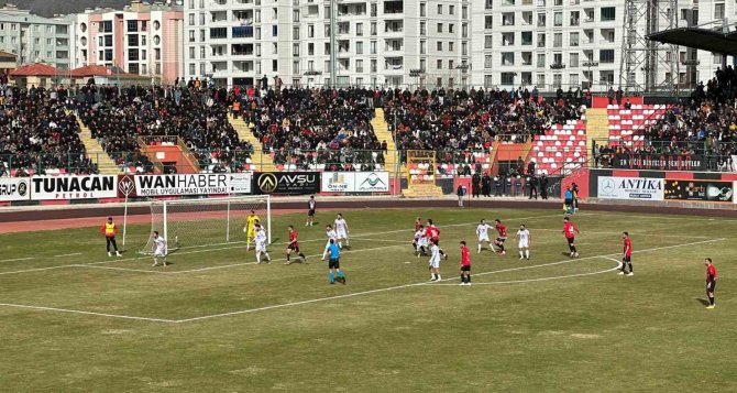 Tff 2. Lig: Vanspor Fk: 2 - Karacabey Belediyespor: 0