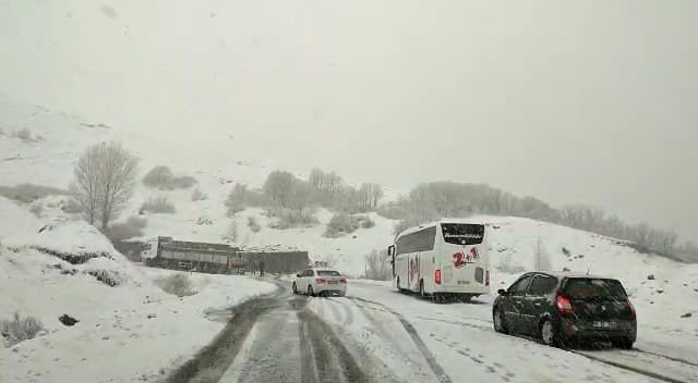 Tunceli’de Kar Yağışı Etkili Oluyor