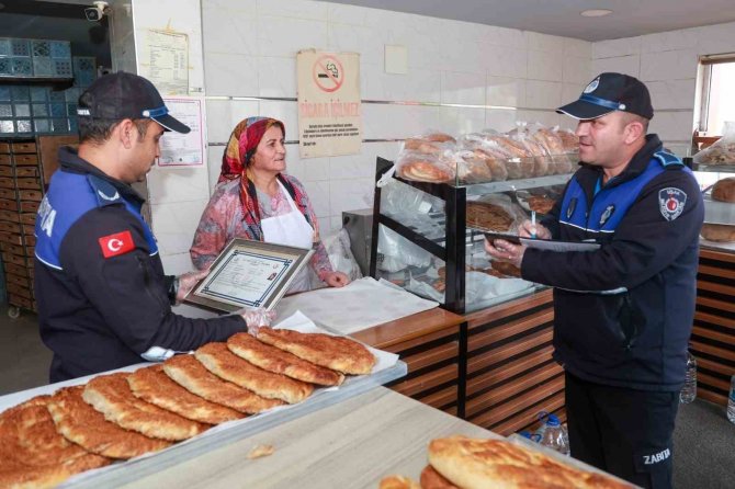 Uşak Zabıtasından Fırınlara Pide Denetimi