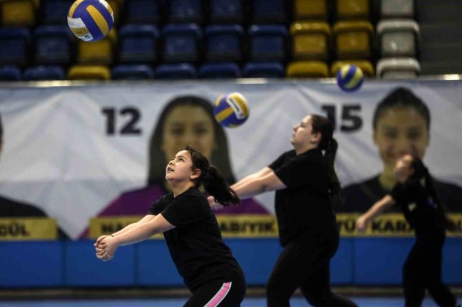 Yenimahalle Yeni Sporcularını Bekliyor