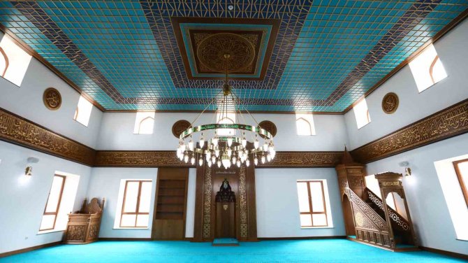 Başakşehir Hoşdere Camii İbadete Açılıyor