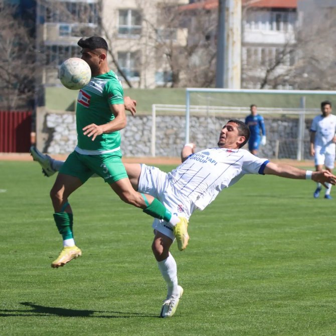 Ermaş Muğlaspor Kendi Evinde Liderliği Koruyamadı
