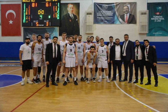 Potanın Efeleri Kendi Evinde Galip Geldi