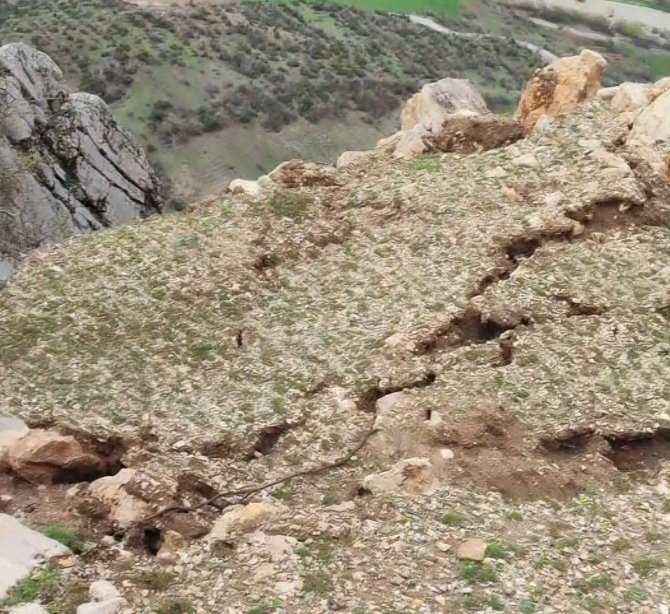 Nemrut Dağı Milli Parkı’nda Arsemia Ören Yeri Depremde Hasar Gördü
