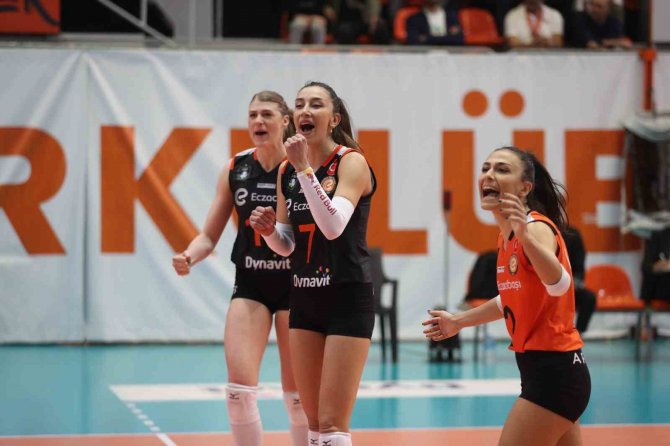 Eczacıbaşı Dynavit, Galibiyet Serisini 21’e Yükseltti