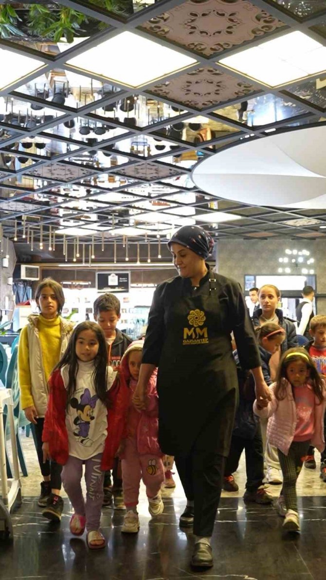 Msm’nin Şefleri, Depremzede Çocuklar Oldu