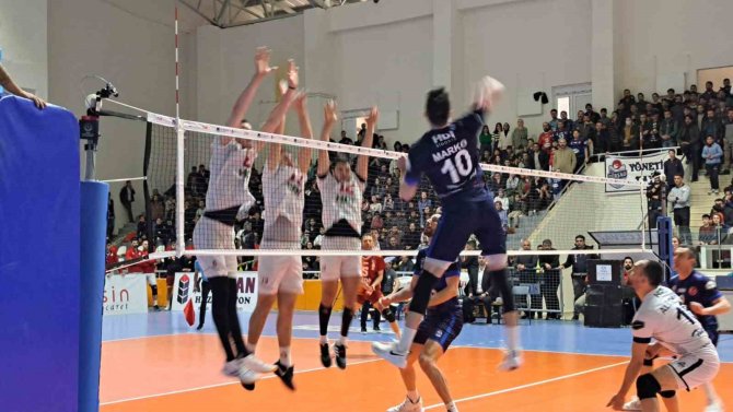 Efeler Ligi: Türşad: 3 - Galatasaray: 1