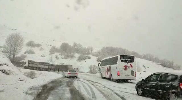 Tunceli-erzincan Karayolu Tır Trafiğine Açıldı