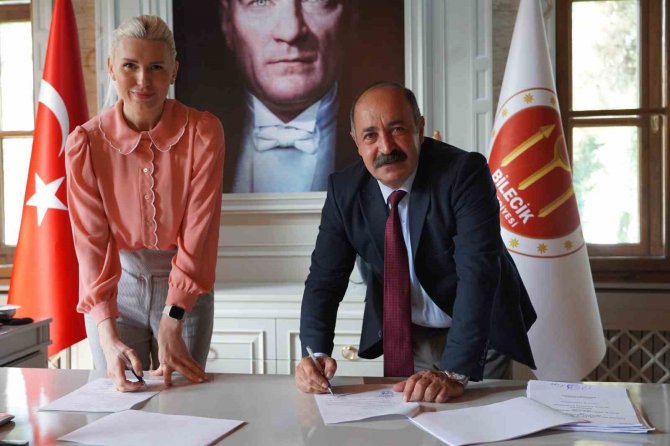 İ̇şçiyi Enflasyona Karşı Korumak İçin Toplu İş Sözleşmesine İmza Atıldı