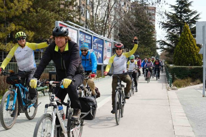 Orman Haftası Kutlamasında 250 Fidan Dikildi