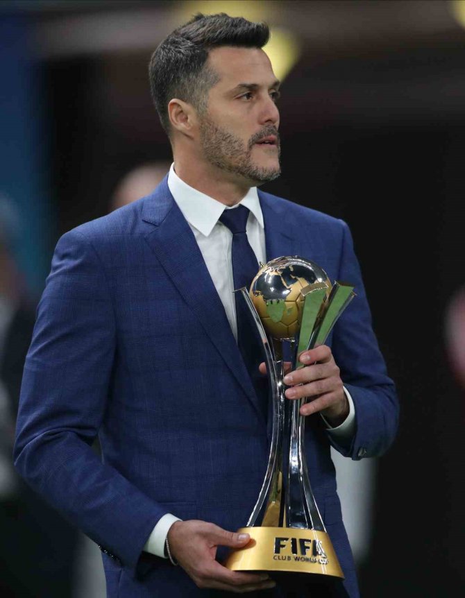 Julio Cesar: "Brezilya Ve Jorge Jesus Arasında Arabuluculuk Yaptığım Haberleri Doğru Değil”