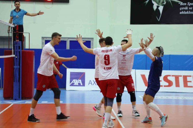 Efeler Ligi 24. Hafta: Develi Belediyespor: 1-arkasspor: 3