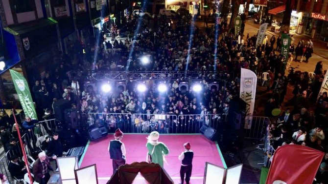 İ̇znikli Minikler Eski Ramazanları Yaşıyor