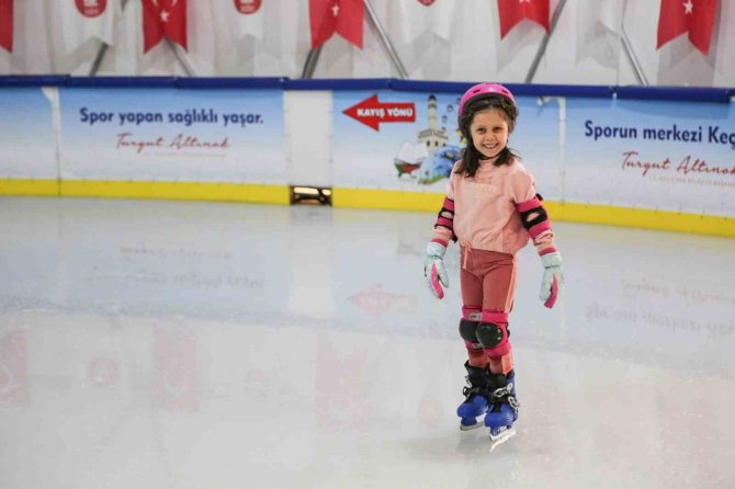 Keçiören’de Çocuklara Ücretsiz Paten Hizmeti