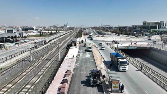 Konya Büyükşehir’den Demiryolu Caddesinde Trafiği Rahatlatacak Düzenlemeler