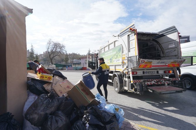Karatay’da “1 Atık Çok Şeyi Değiştirir” Atık Toplama Yarışması Devam Ediyor