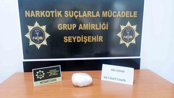 Yastık İçerisine Gizlenmiş 1 Kilo Sentetik Uyuşturucuyla Yakalanan Şahıs Tutuklandı