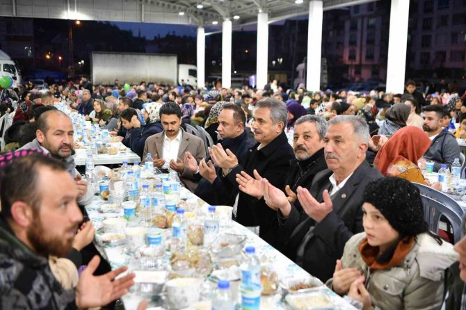 Mamak’ta Mahalle İftarları