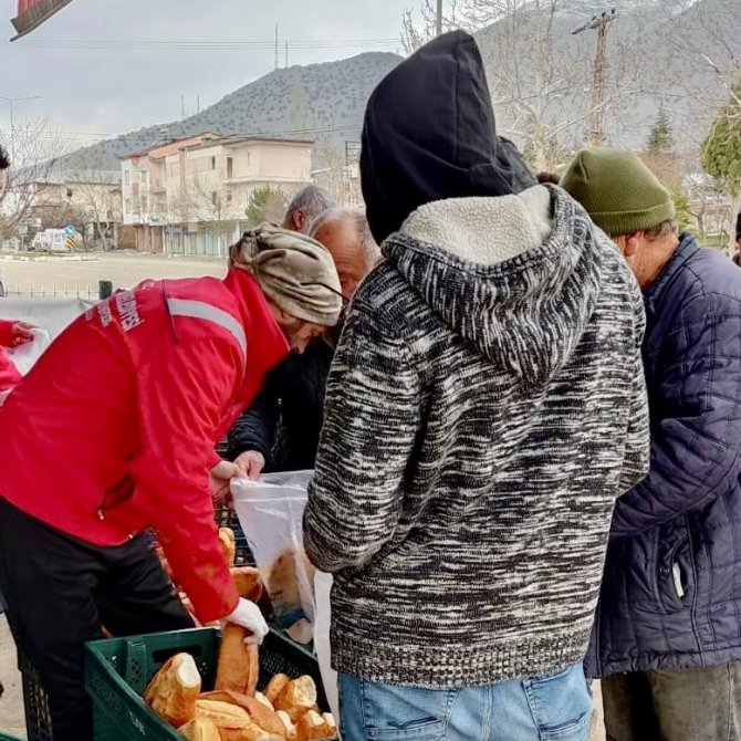 Merkezefendi’den Deprem Bölgesine Günlük 2 Bin Ekmek Ulaştırılıyor