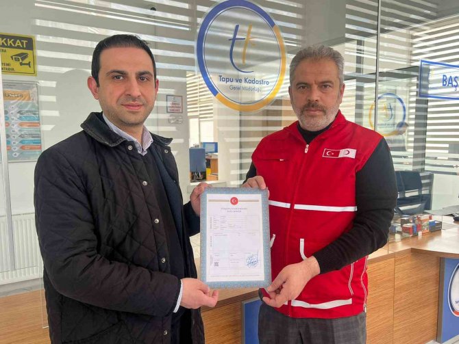 Nevşehir’deki Arsasını Kızılay’a Bağışladı