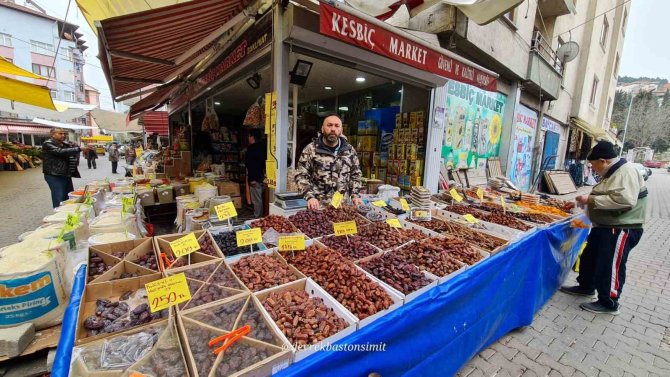 Devrek Pazarında Ramazan Ayı Bereketi
