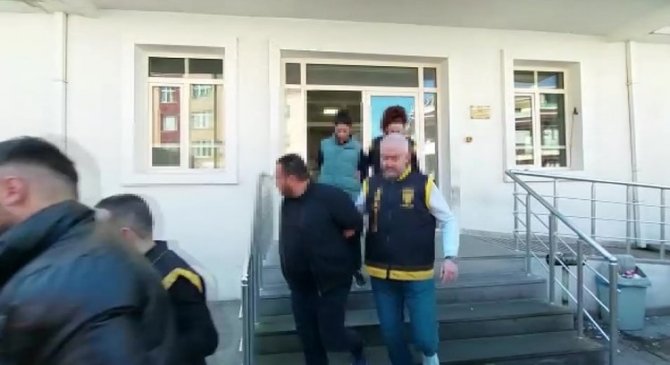 Pendik’teki Otel Yangınında Ölü Sayısı 3’e Yükseldi