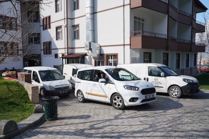 Erbaa Belediyesi Aşevi Ramazan Ayında Her Gün 800 Kişiye Sıcak Yemek Ulaştırıyor